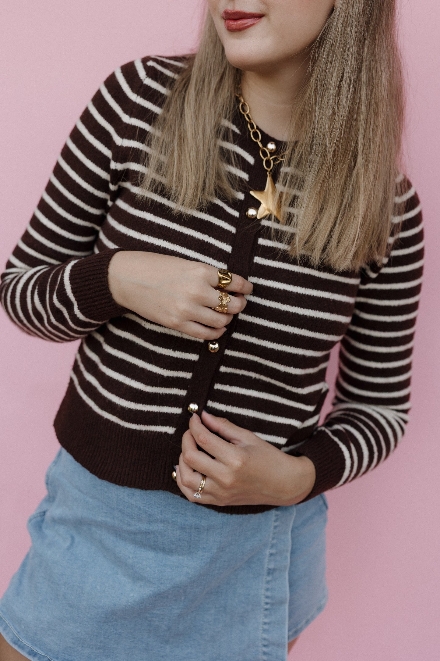 The Evermore Cardigan in Brown/White