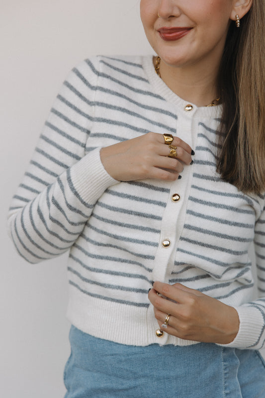 The Evermore Cardigan in White/Gray