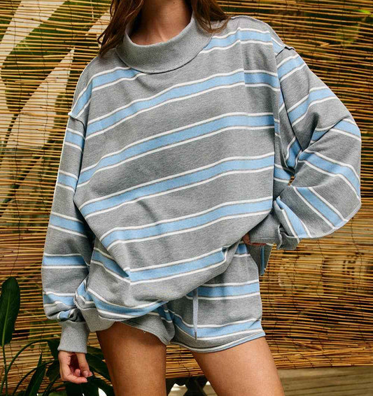 IT2594-STRIPE | Stripe Print Mock Neck Oversized Sweatshirt