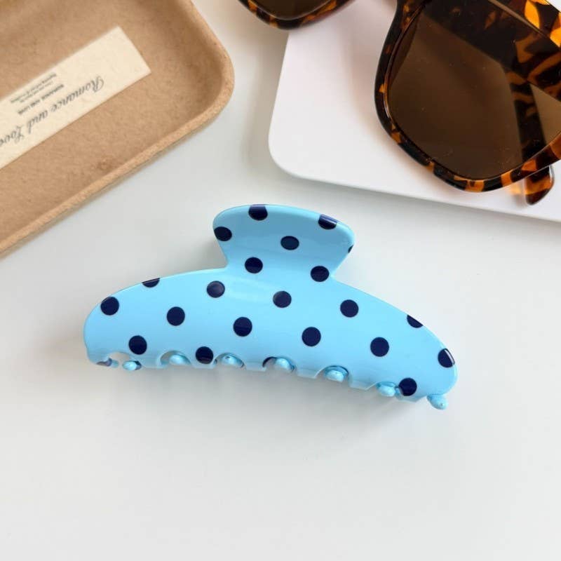 Retro Polka Dot Clip